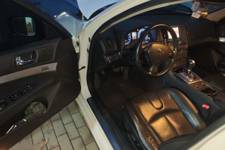 Used Infiniti G Series 2013 G25 Sedan Luxury Sport Edition Driver Seat