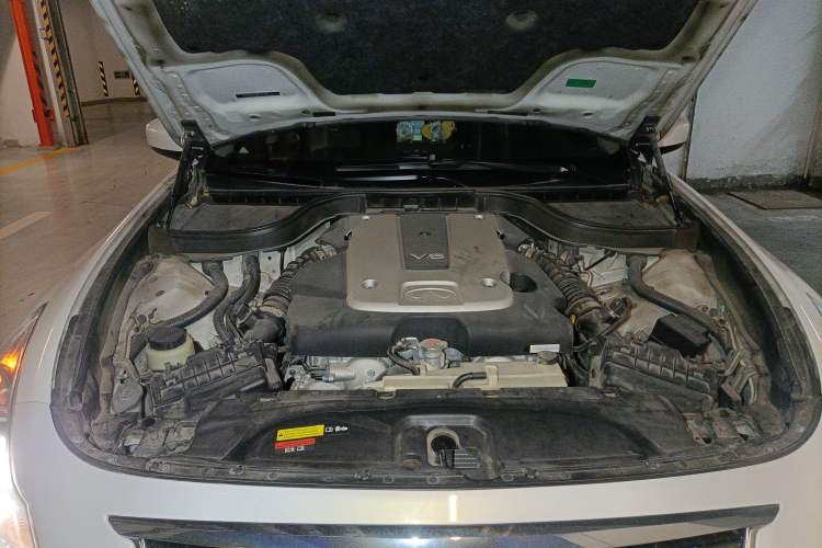 Used Infiniti G Series 2013 G25 Sedan Sport Edition Engine Bay