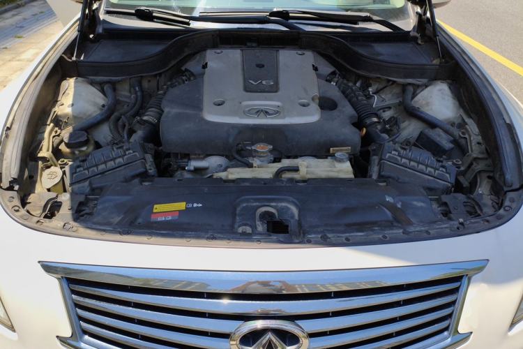 Used Infiniti G Series 2013 G25 Sedan Sport Edition Engine Bay
