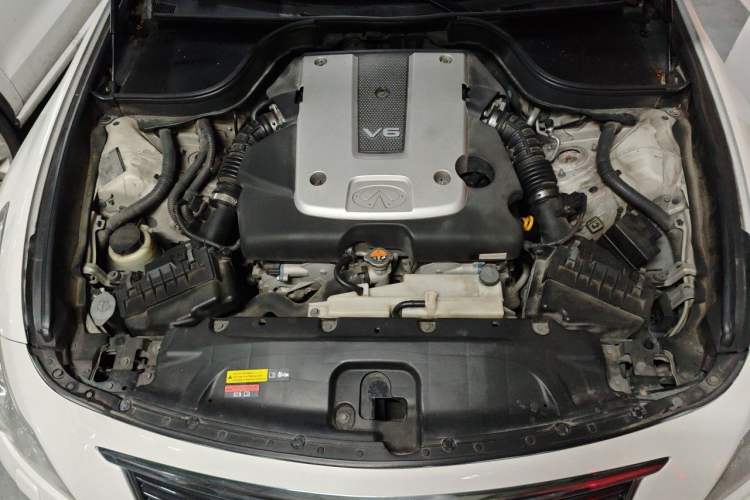 Used Infiniti G Series 2013 G25 Sedan Luxury Sport Edition Engine Bay