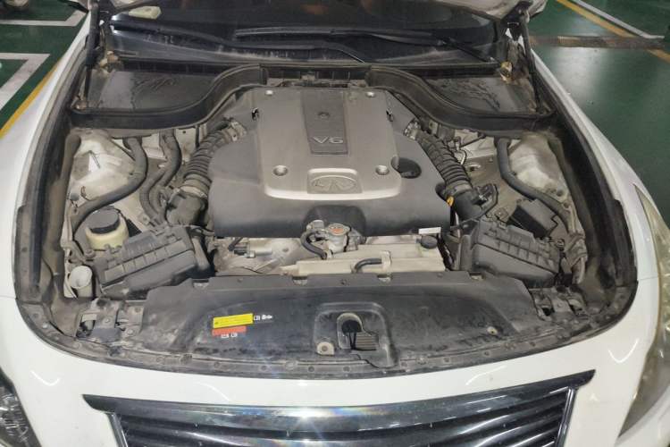 Used Infiniti G Series 2013 G25 Sedan Luxury Sport Edition Engine Bay