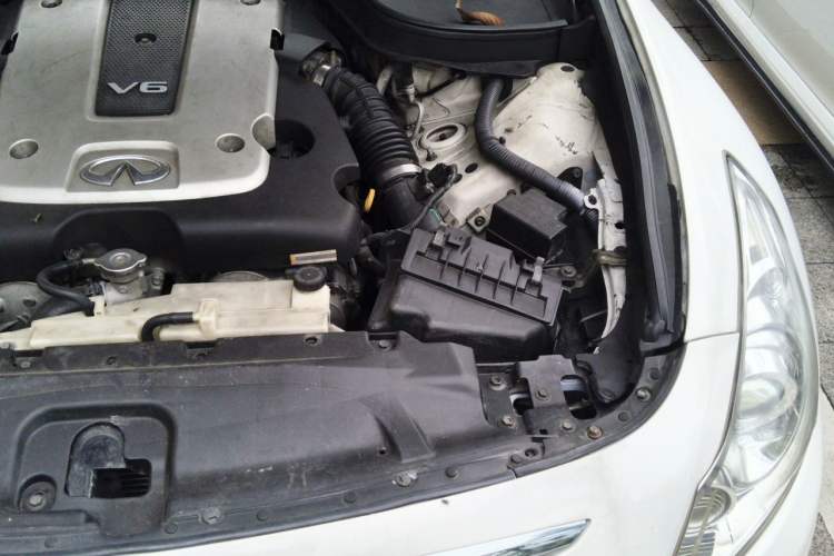 Used Infiniti G Series 2013 G25 Sedan Sport Edition Engine Bay Left