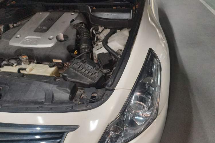 Used Infiniti G Series 2013 G25 Sedan Luxury Sport Edition Engine Bay Left