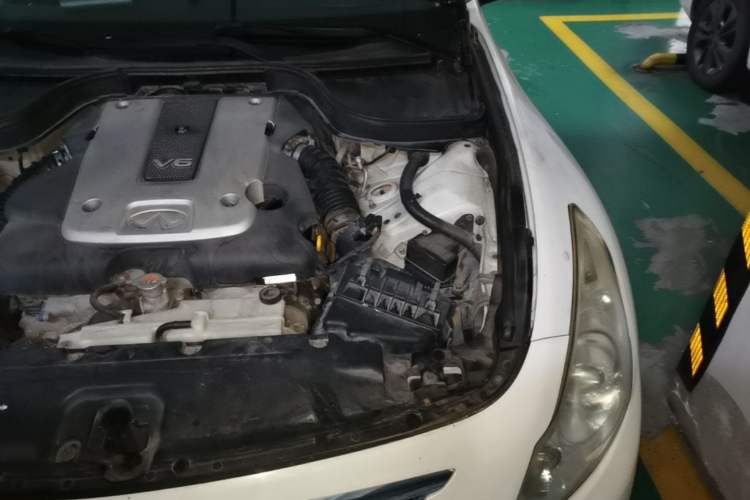 Used Infiniti G Series 2013 G25 Sedan Sport Edition Engine Bay Left