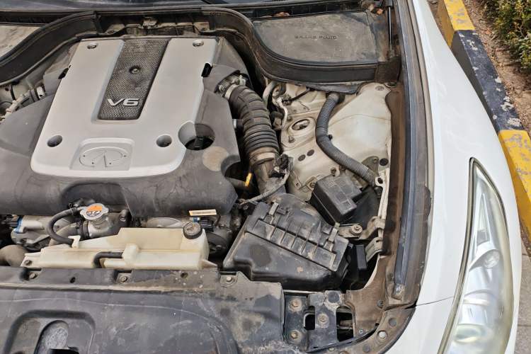 Used Infiniti G Series 2013 G25 Sedan Sport Edition Engine Bay Left