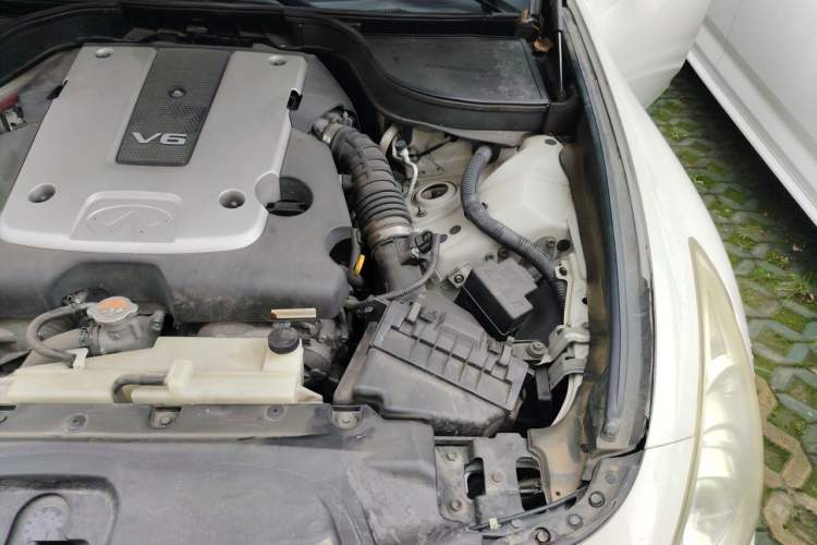 Used Infiniti G Series 2013 G25 Sedan Luxury Sport Edition Engine Bay Left
