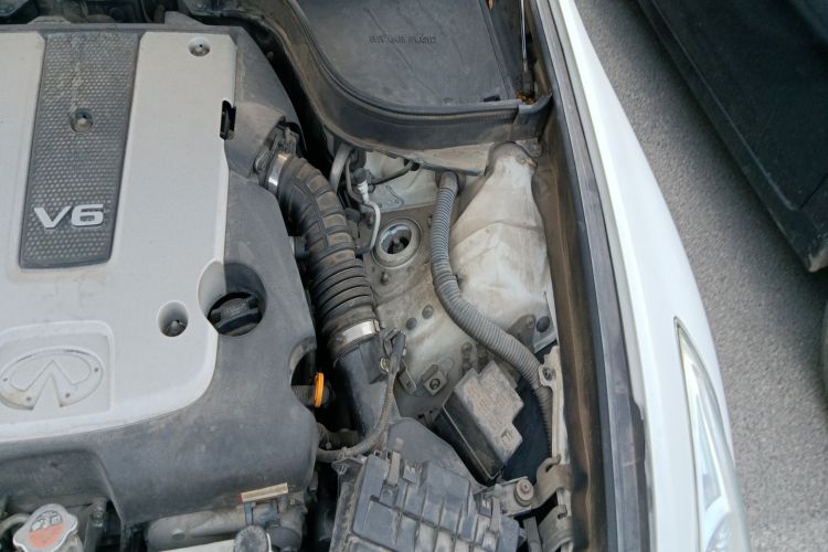 Used Infiniti G Series 2013 G25 Sedan Luxury Sport Edition Engine Bay Left