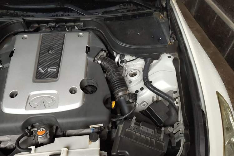 Used Infiniti G Series 2013 G25 Sedan Luxury Sport Edition Engine Bay Left