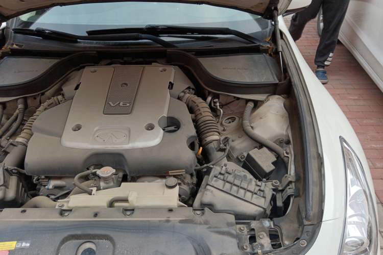 Used Infiniti G Series 2013 G25 Sedan Luxury Sport Edition Engine Bay Left