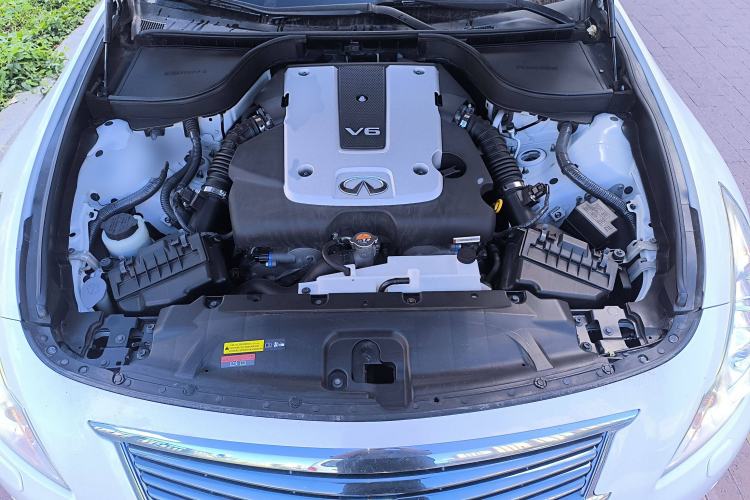 Used Infiniti G Series 2013 G25 Sedan Luxury Sport Edition Engine Bay