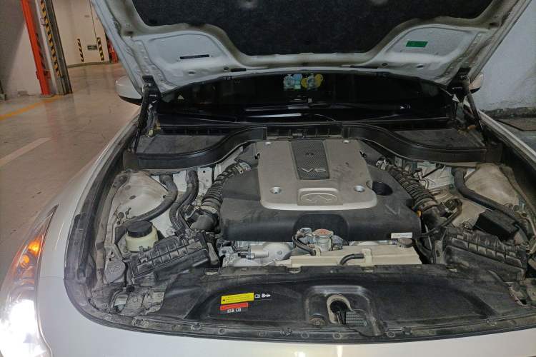 Used Infiniti G Series 2013 G25 Sedan Sport Edition Engine Bay Right