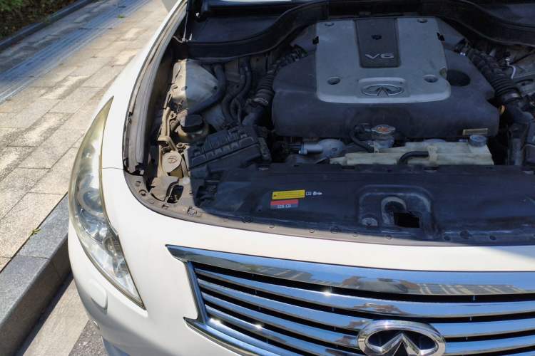 Used Infiniti G Series 2013 G25 Sedan Sport Edition Engine Bay Right