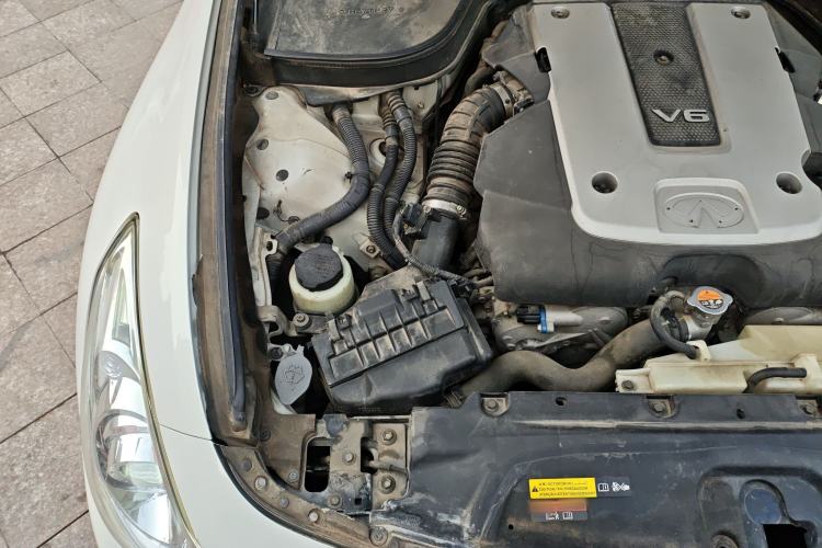 Used Infiniti G Series 2013 G25 Sedan Sport Edition Engine Bay Right