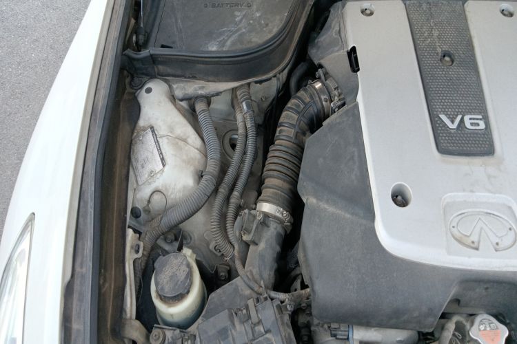 Used Infiniti G Series 2013 G25 Sedan Luxury Sport Edition Engine Bay Right