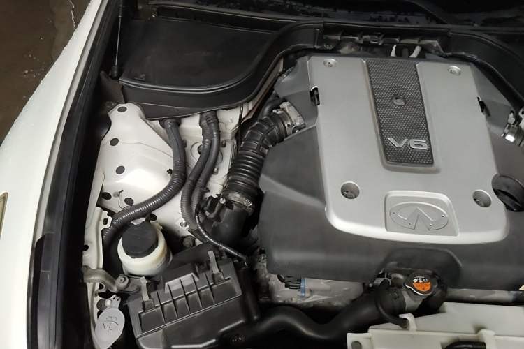 Used Infiniti G Series 2013 G25 Sedan Luxury Sport Edition Engine Bay Right