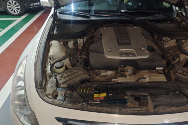 Used Infiniti G Series 2013 G25 Sedan Sport Edition Engine Bay Right
