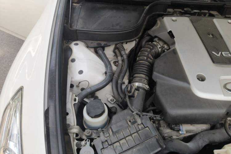 Used Infiniti G Series 2013 G25 Sedan Luxury Sport Edition Engine Bay Right