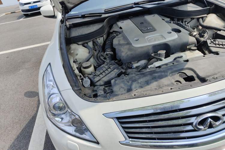 Used Infiniti G Series 2013 G25 Sedan Sport Edition Engine Bay Right