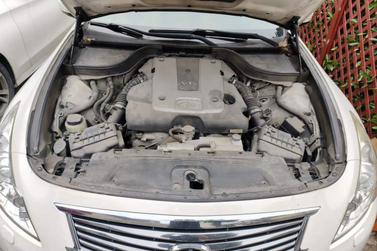 Used Infiniti G Series 2013 G25 Sedan Luxury Sport Edition Engine Bay