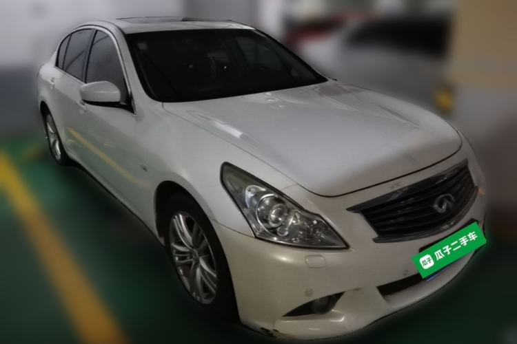 Used Infiniti G Series 2013 G25 Sedan Sport Edition Front Right 45 Deg