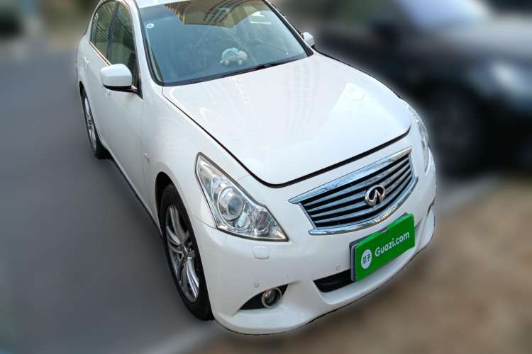 Used Infiniti G Series 2013 G25 Sedan Luxury Sport Edition Front Right 45 Deg
