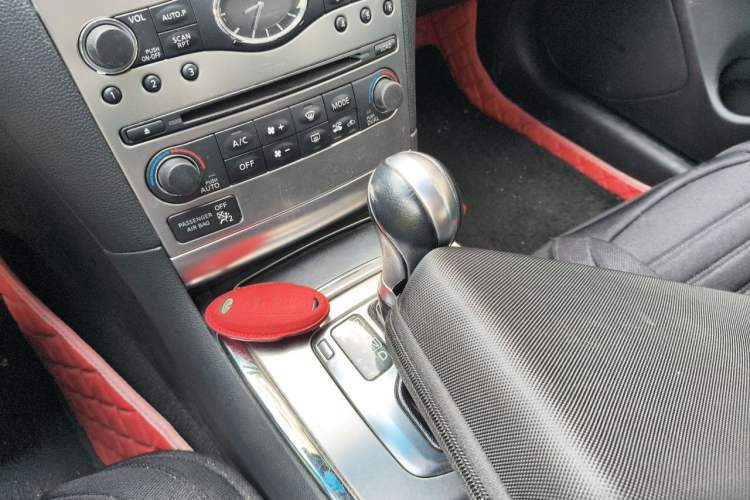 Used Infiniti G Series 2013 G25 Sedan Luxury Sport Edition Gear Lever