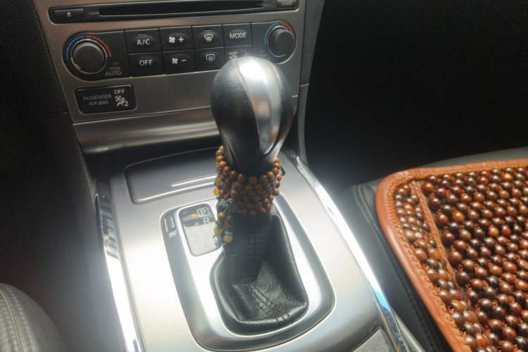 Used Infiniti G Series 2013 G25 Sedan Luxury Sport Edition Gear Lever
