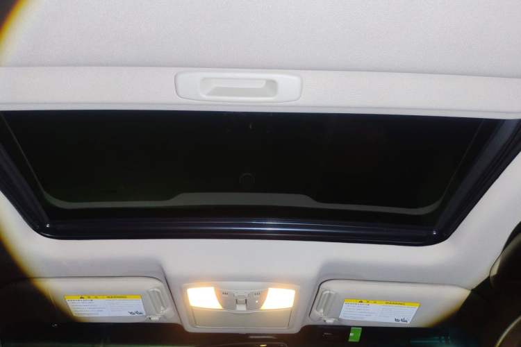 Used Infiniti G Series 2013 G25 Sedan Luxury Sport Edition Headliner