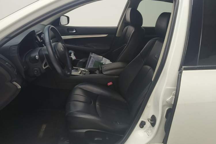 Used Infiniti G Series 2013 G25 Sedan Luxury Sport Edition Left Front Seat