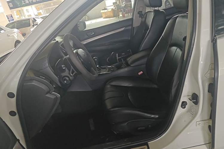 Used Infiniti G Series 2013 G25 Sedan Sport Edition Left Front Seat