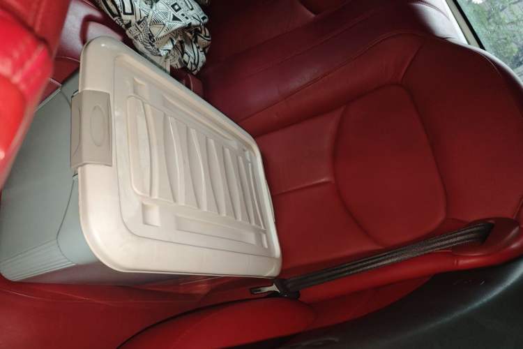 Used Infiniti G Series 2013 G37 Convertible Left Rear Seat