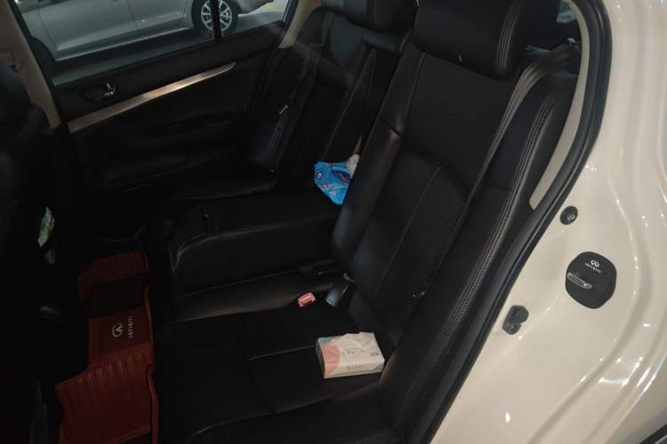 Used Infiniti G Series 2013 G25 Sedan Sport Edition Left Rear Seat