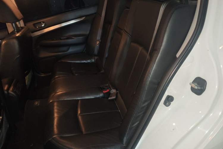 Used Infiniti G Series 2013 G25 Sedan Luxury Sport Edition Left Rear Seat