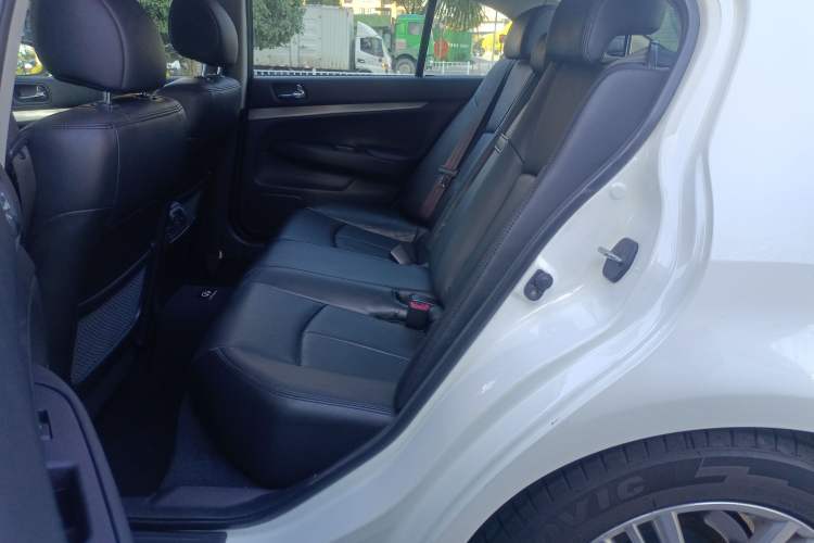 Used Infiniti G Series 2013 G25 Sedan Luxury Sport Edition Left Rear Seat