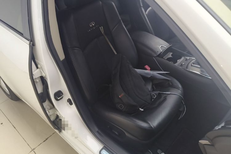 Used Infiniti G Series 2013 G25 Sedan Luxury Sport Edition Right Front Seat