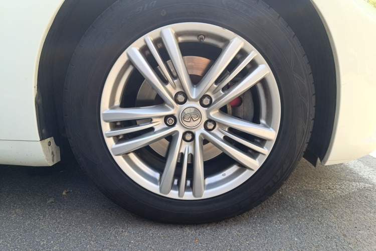 Used Infiniti G Series 2013 G25 Sedan Luxury Sport Edition Right Front Wheel Hub