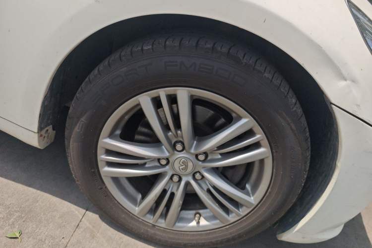 Used Infiniti G Series 2013 G25 Sedan Luxury Sport Edition Right Front Wheel Hub