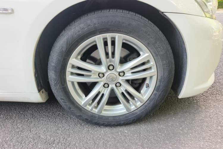 Used Infiniti G Series 2013 G25 Sedan Luxury Sport Edition Right Front Wheel Hub