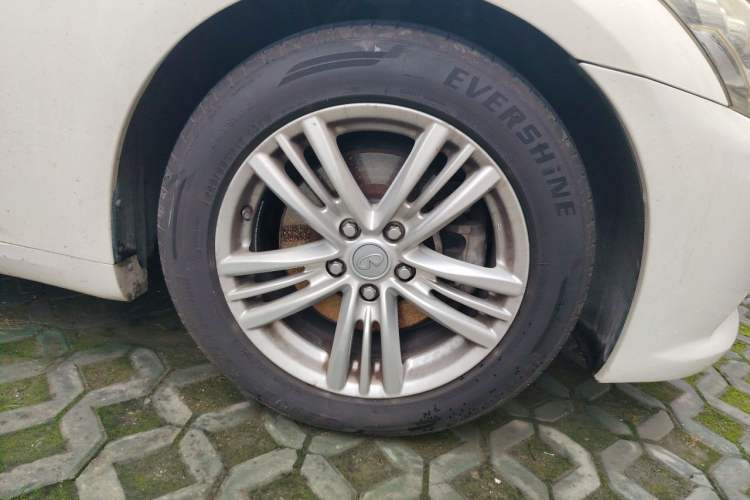 Used Infiniti G Series 2013 G25 Sedan Luxury Sport Edition Right Front Wheel Hub