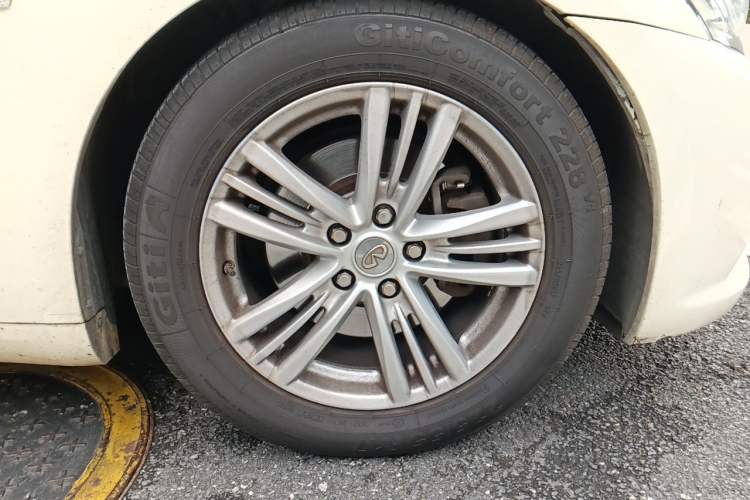 Used Infiniti G Series 2013 G25 Sedan Sport Edition Right Front Wheel Hub