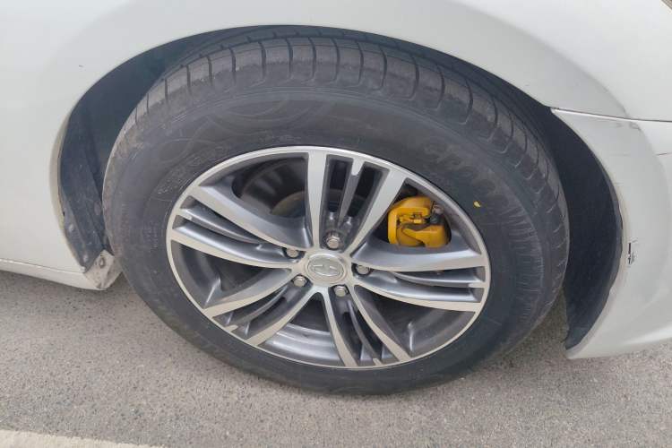 Used Infiniti G Series 2013 G25 Sedan Sport Edition Right Front Wheel Hub