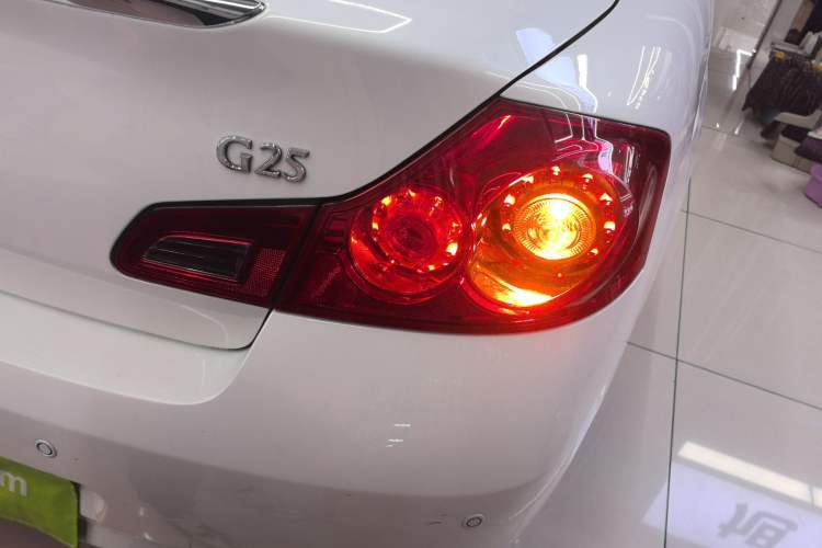 Used Infiniti G Series 2013 G25 Sedan Luxury Sport Edition Right Rear Taillight