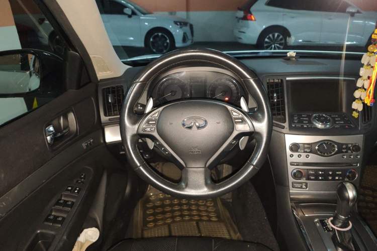 Used Infiniti G Series 2013 G25 Sedan Luxury Sport Edition Steering Wheel
