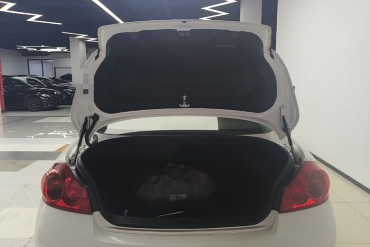 Used Infiniti G Series 2013 G25 Sedan Luxury Sport Edition Trunk