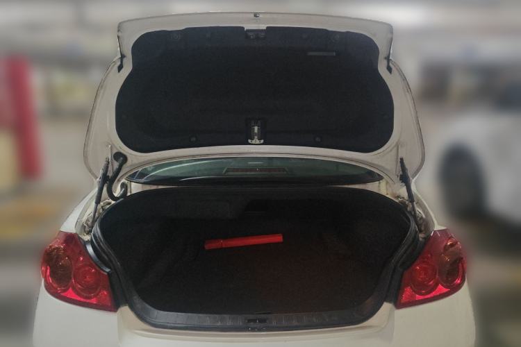 Used Infiniti G Series 2013 G25 Sedan Luxury Sport Edition Trunk