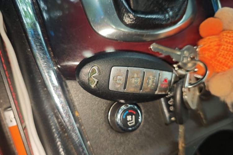 Used Infiniti G Series 2013 G37 Convertible Vehicle Key