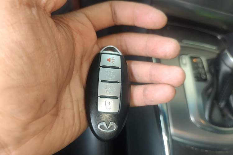 Used Infiniti G Series 2013 G37 Sedan Vehicle Key