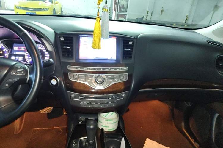 Used Infiniti JX 2013 JX35 4x4 All-Terrain Edition Audio And AC Panel
