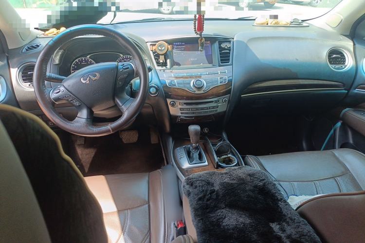 Used Infiniti JX 2013 JX35 4x4 All-Terrain Edition Center Console