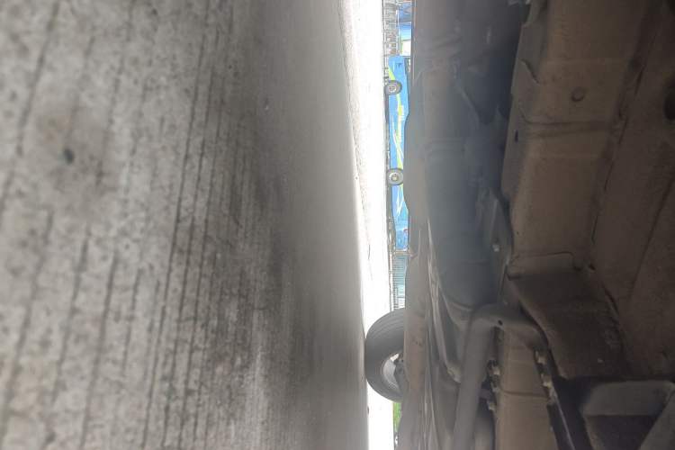 Used Infiniti JX 2013 JX35 Two-Wheel-Drive Excellence Edition Chassis Front Left